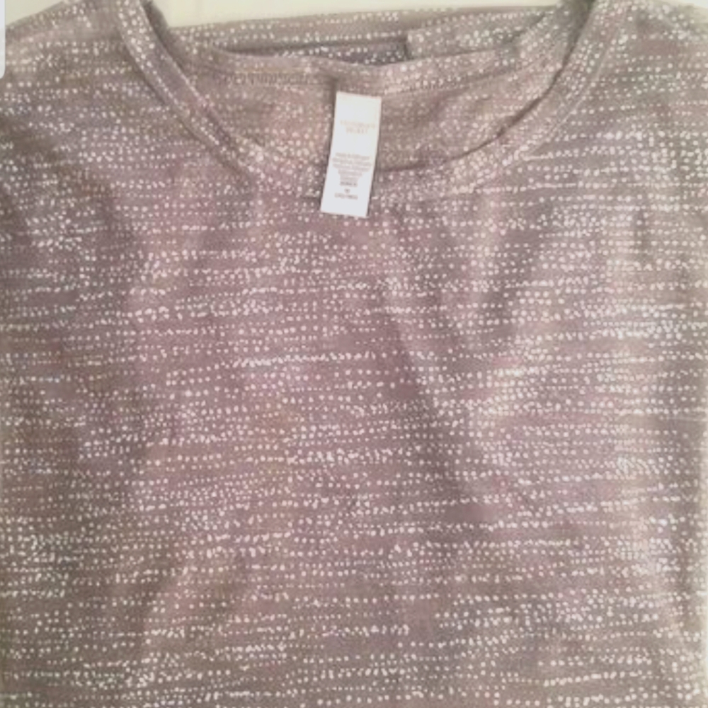 Victoria's Secret Beautiful sheer Cap Sleeved Top, size Medium.